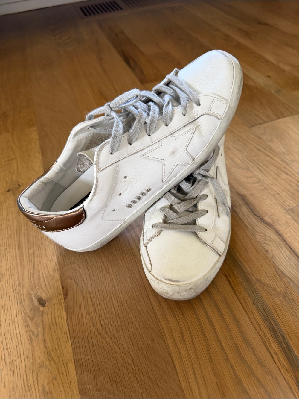 Golden Goose White Leather Lace-Up Sneakers with Bronze Heel Accent size 40